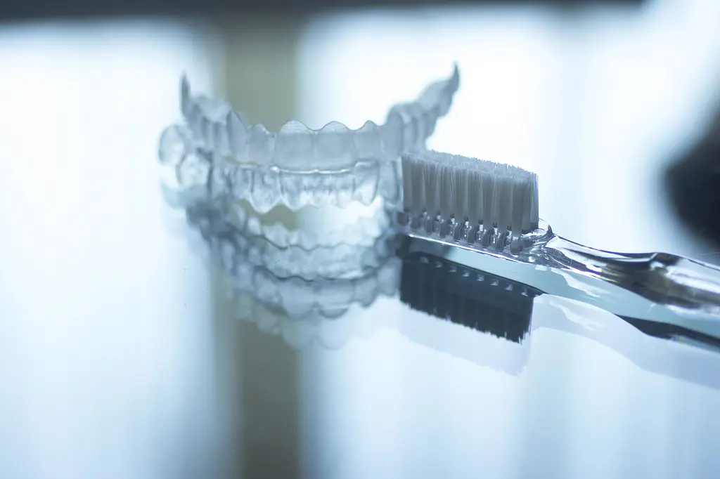 Cleaning Maintenance with Invisalign